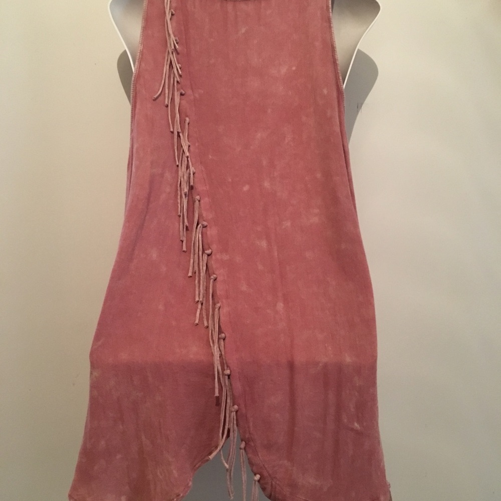 gimmicks by BKE Mauve Pink Fringe Tank Top